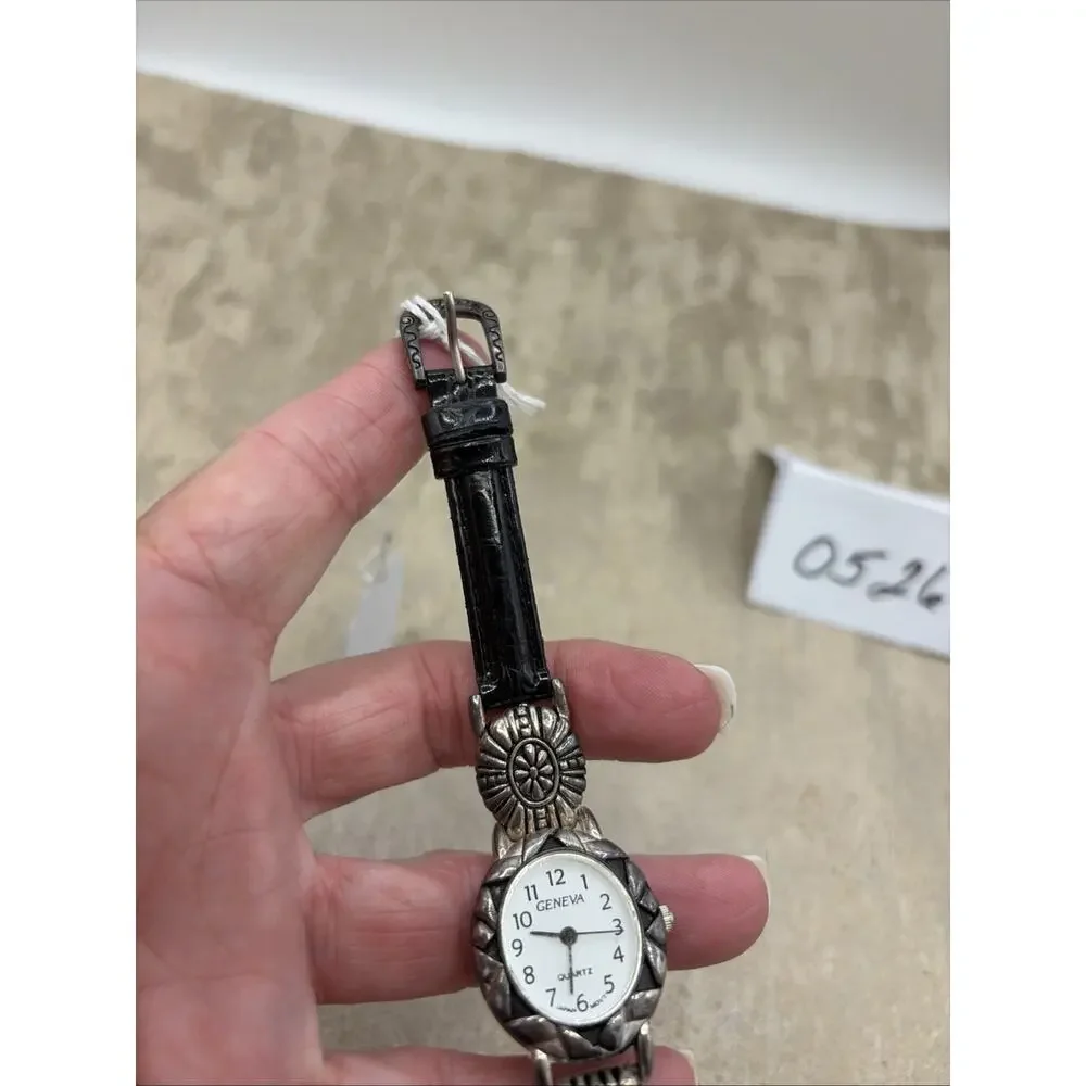 Vintage Design Geneva Southwestern Floral Women’s Watch W/Black Strap 8.5” Works